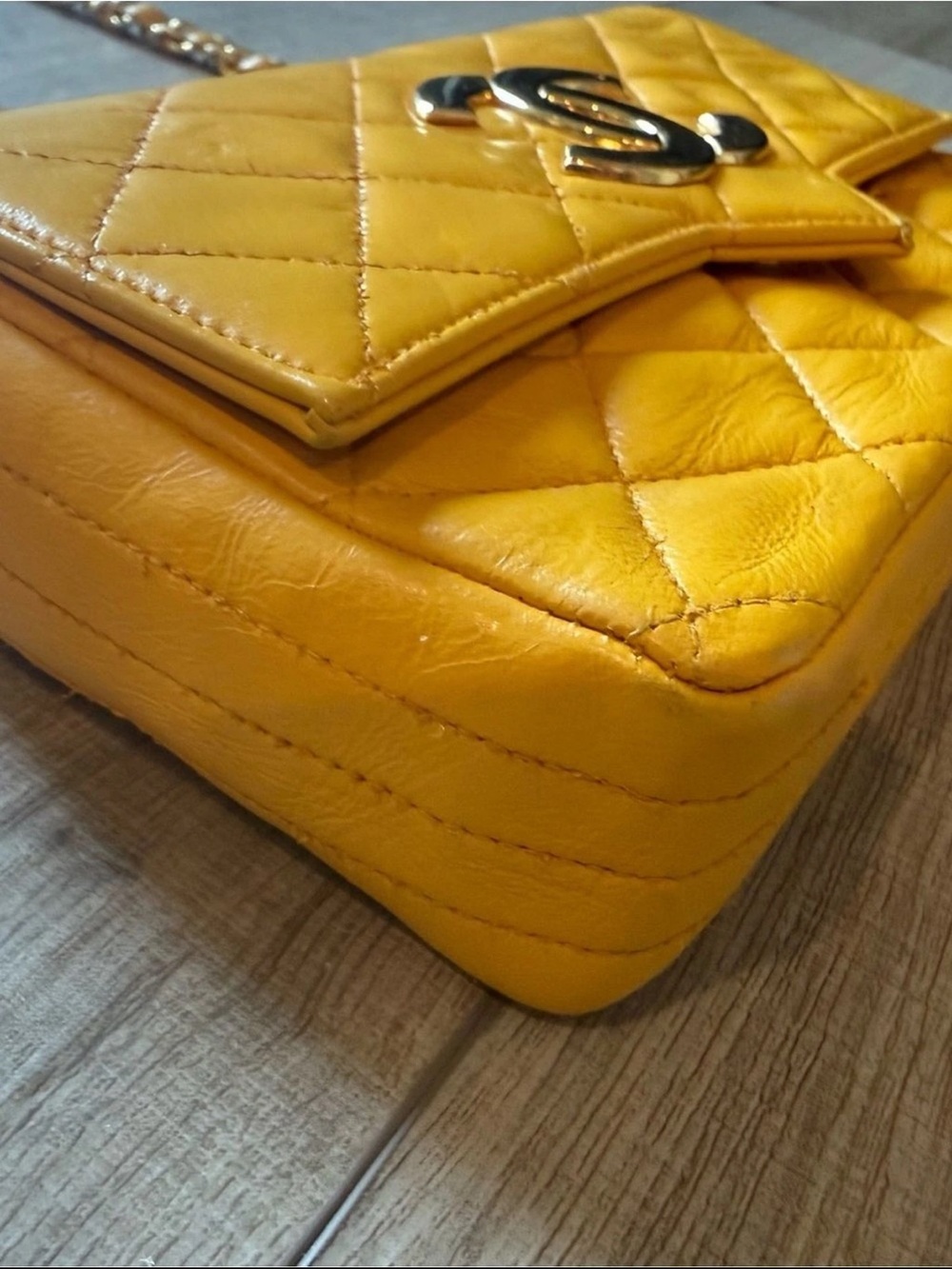 CHANEL Medium Yellow Quilted Leather Classic Double Flap Bag with Gold Chain - Picture 13 of 14